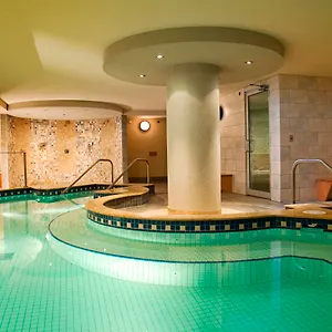 Hotel Caribou And